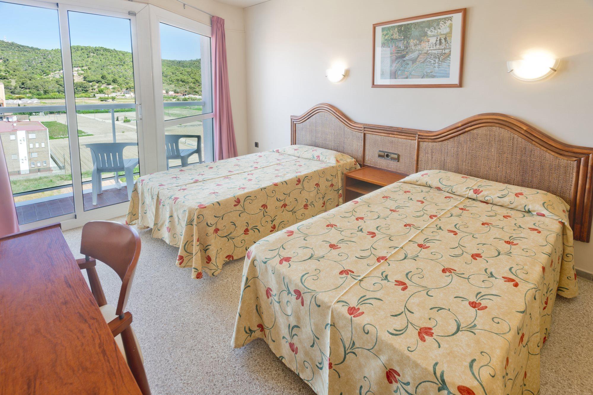 Hotel Cartago Nova By Alegria 3*